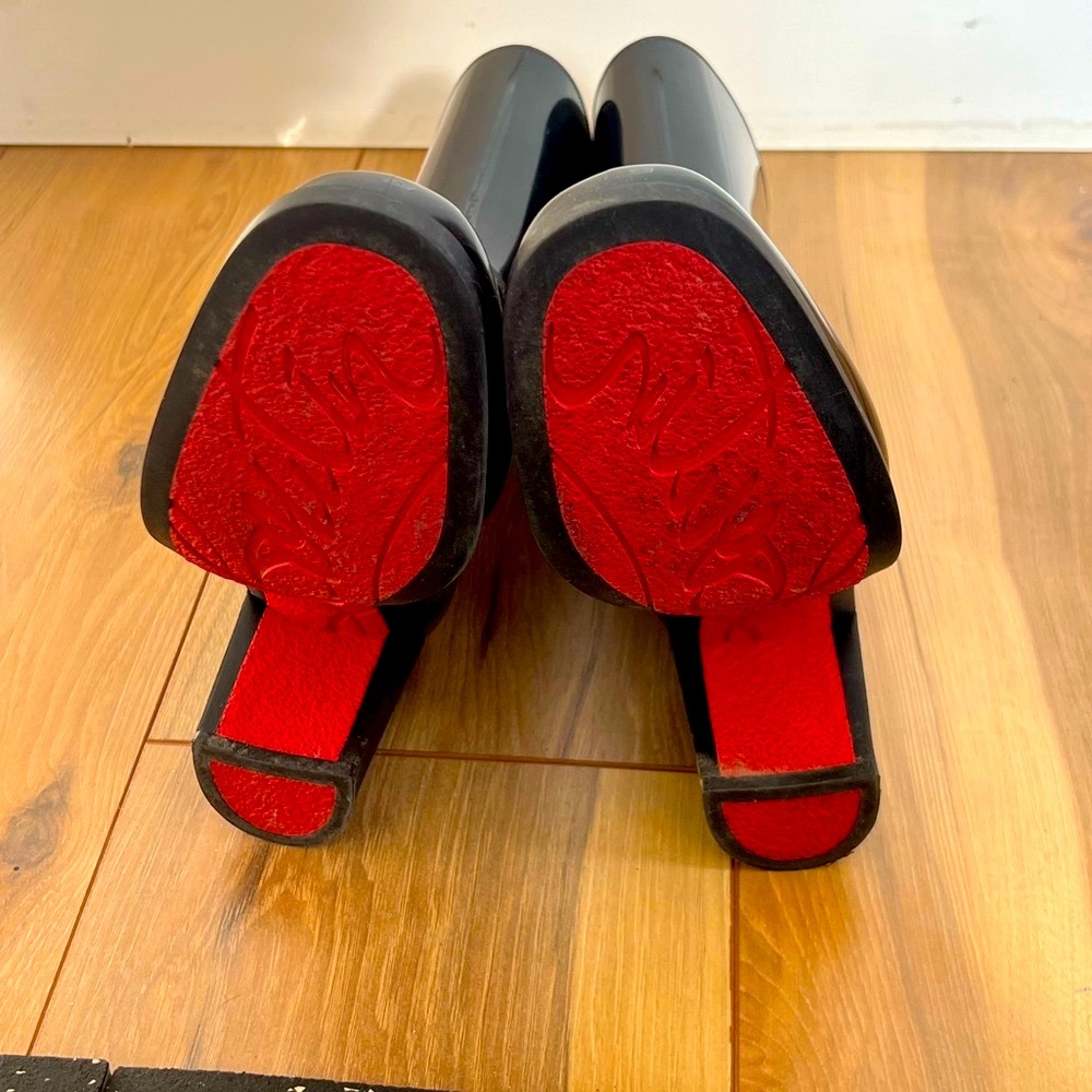 CHRISTIAN LOUBOUTIN Loubirain Waterproof Bootie rainboots - Picture 7 of 12